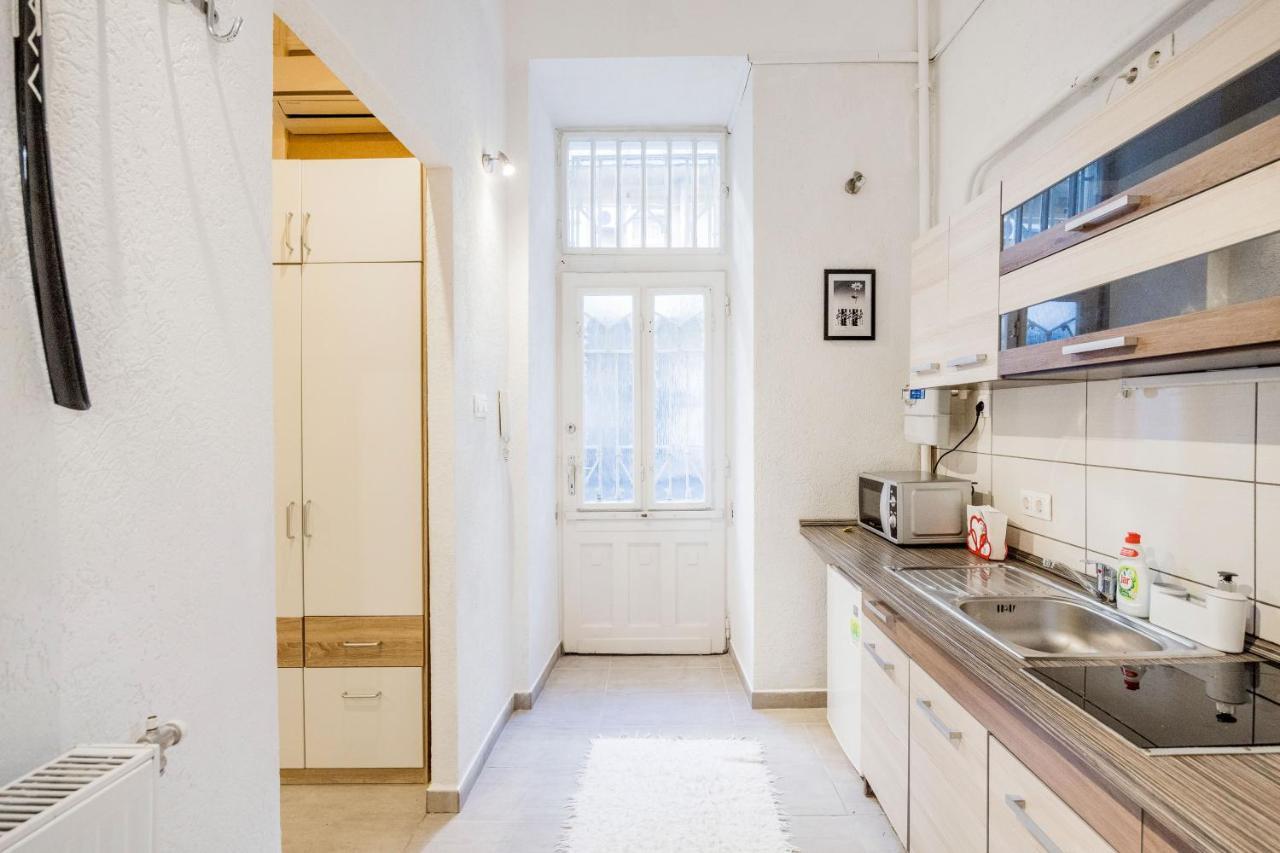 Apartamento Akacfa 27-2 Center With Aircon